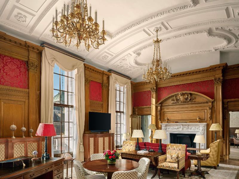 Raffles London At The Owo - Oda