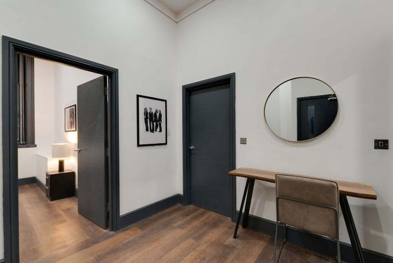 Harrisons Aparthotel - Lobi