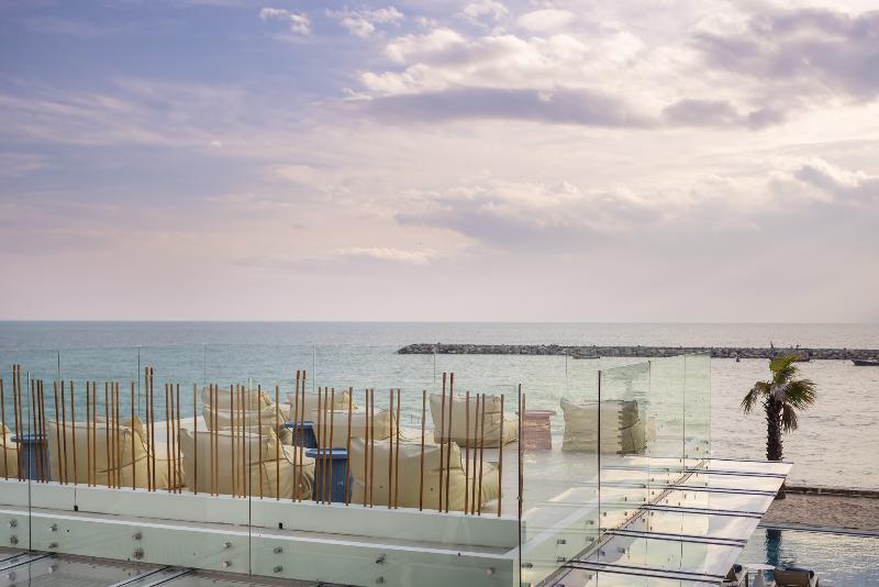 U Hua Hin - Genel