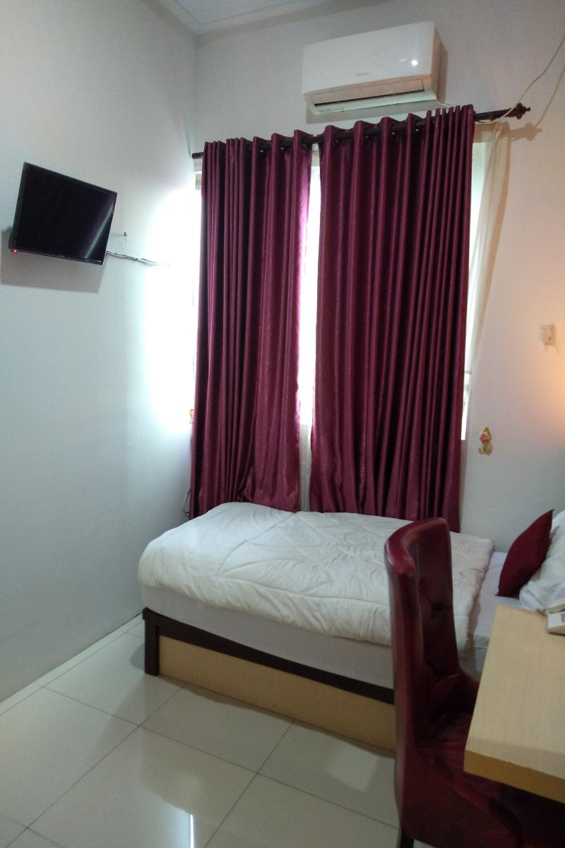 D&D Guest House & Cafe Syariah by ZUZU - Oda