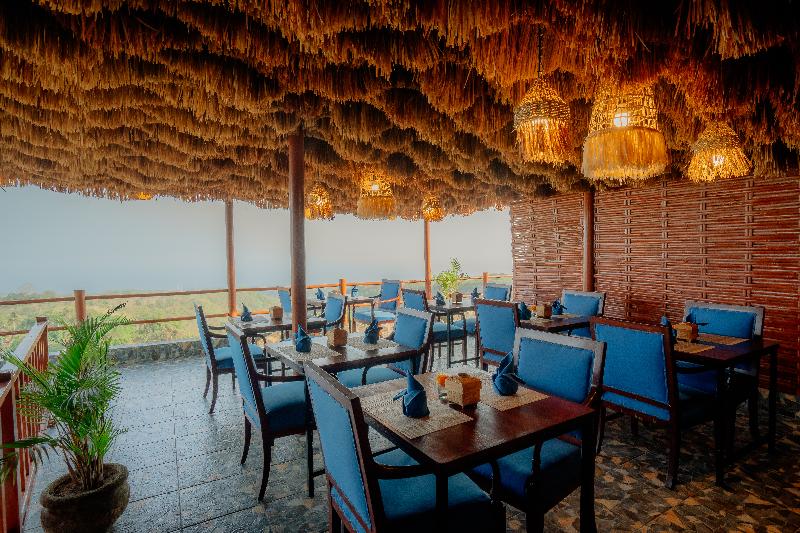 Mere Sea View Resort & Spa Nusa Penida - Restoran