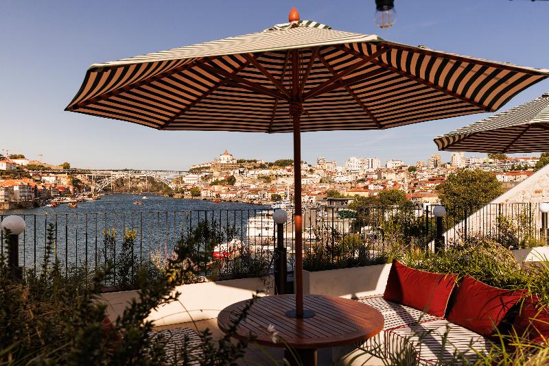 The Rebello Hotel & Spa - Teras
