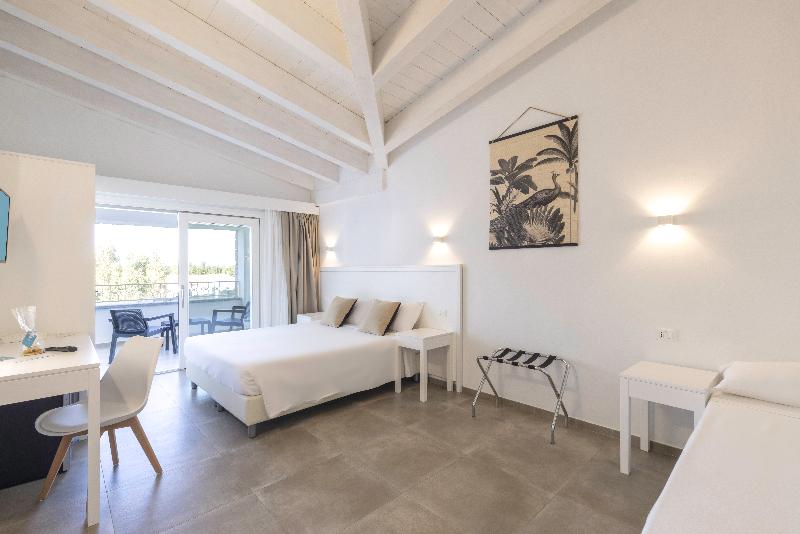 Hotel S'arena Beach - Oda
