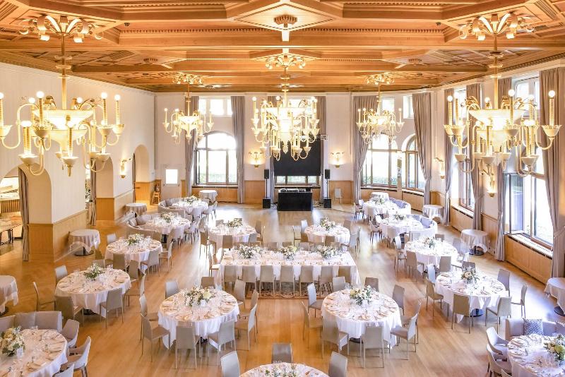 Villars Palace - Aktivite