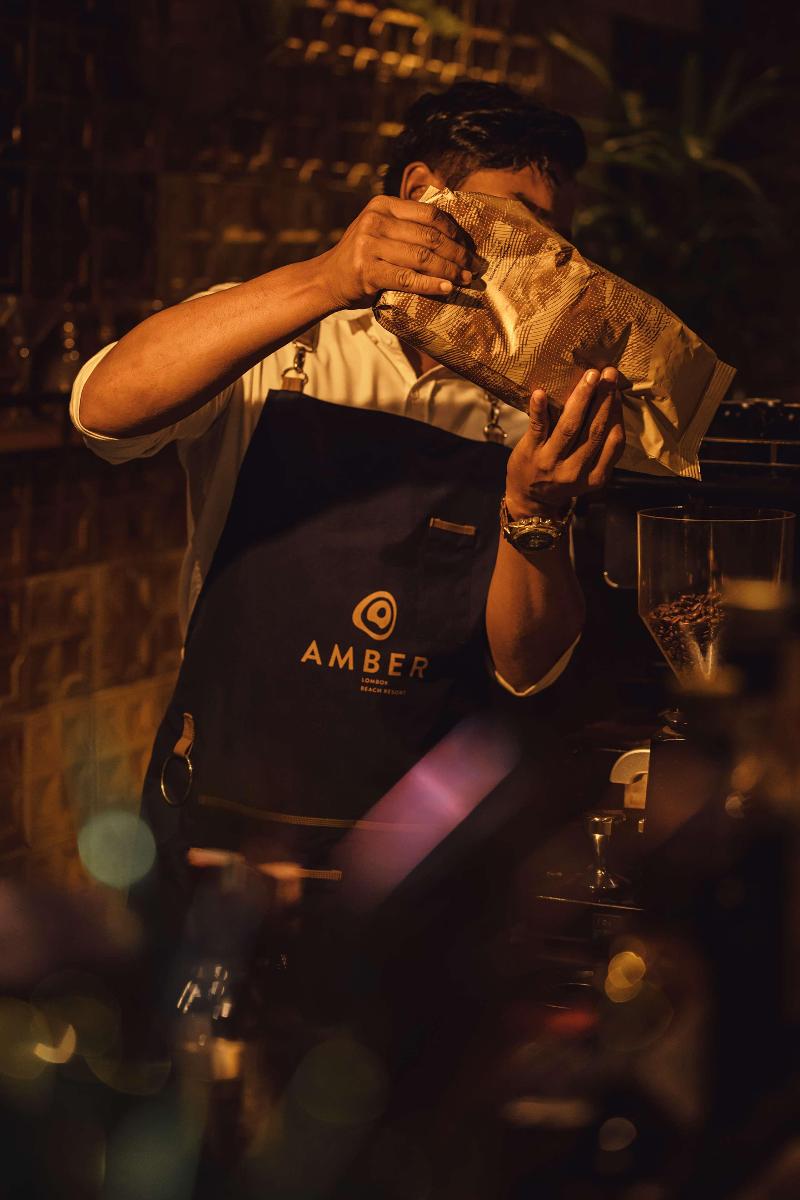 Amber Lombok Beach Resort By Cross Collection - Genel