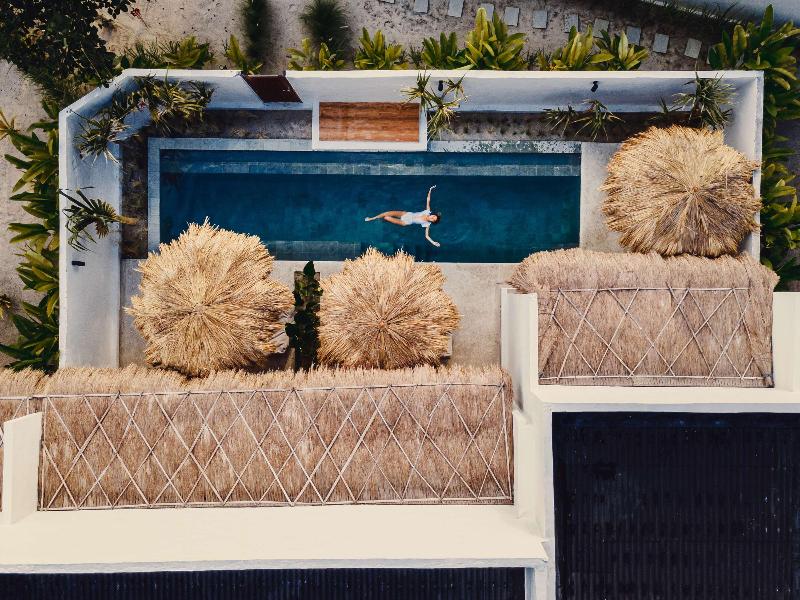 Amber Lombok Beach Resort By Cross Collection - Genel
