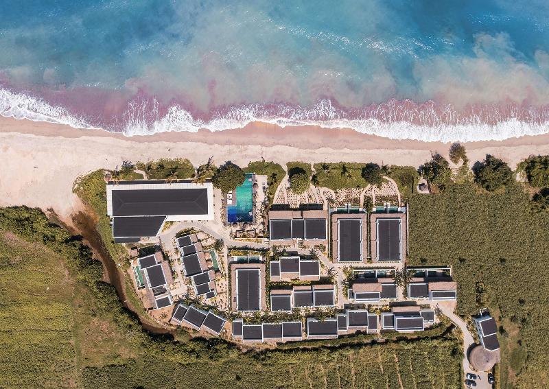 Amber Lombok Beach Resort By Cross Collection - Genel