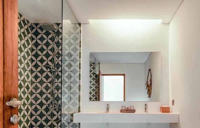 Amber Lombok Beach Resort By Cross Collection - Oda