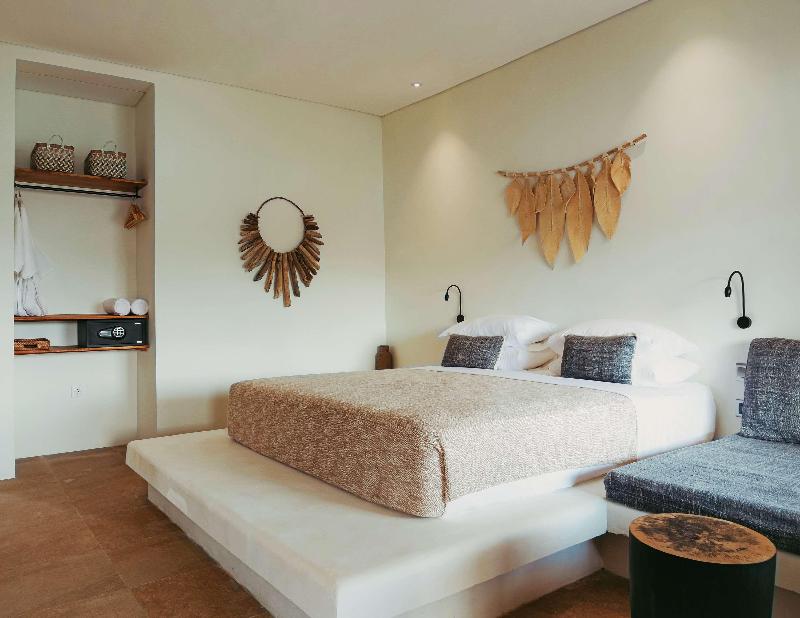 Amber Lombok Beach Resort By Cross Collection - Oda