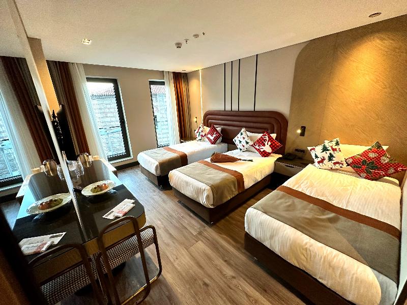 Edition Old City Hotel - Oda