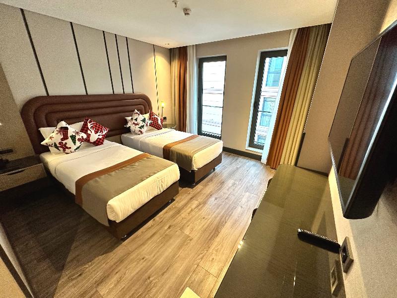 Edition Old City Hotel - Oda