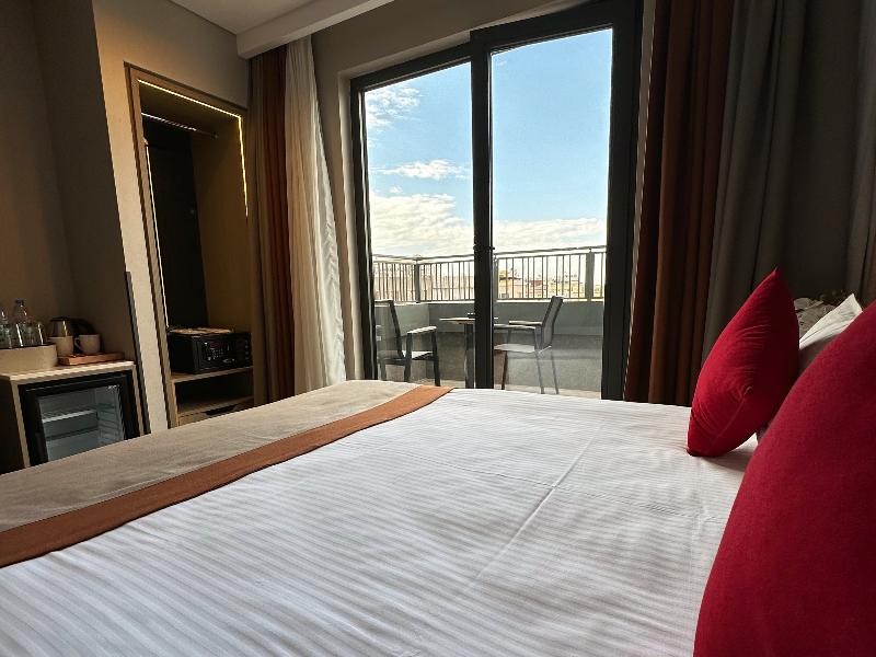Edition Old City Hotel - Oda