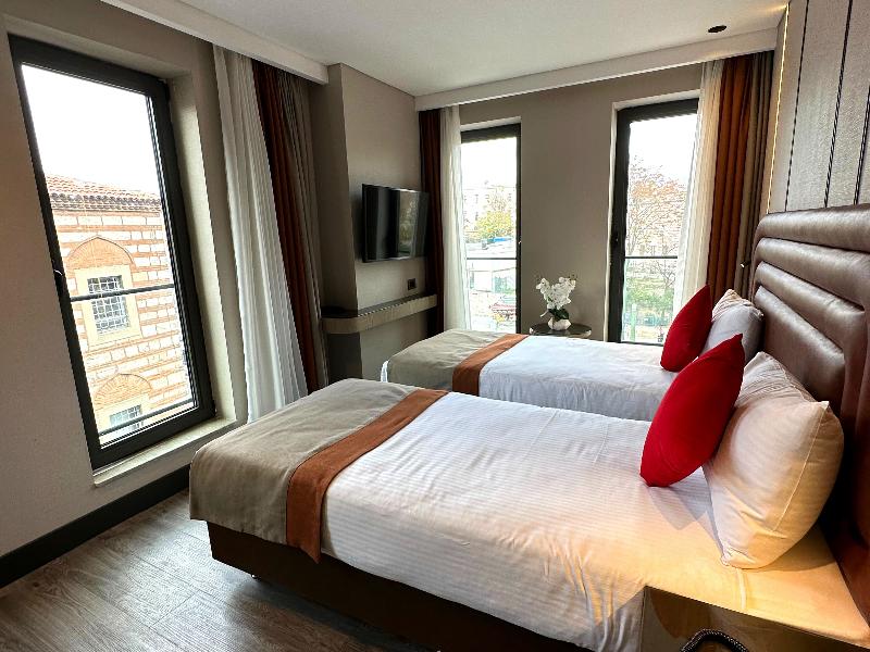 Edition Old City Hotel - Oda