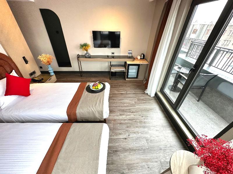 Edition Old City Hotel - Oda