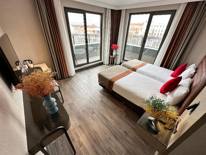 Edition Old City Hotel - Oda