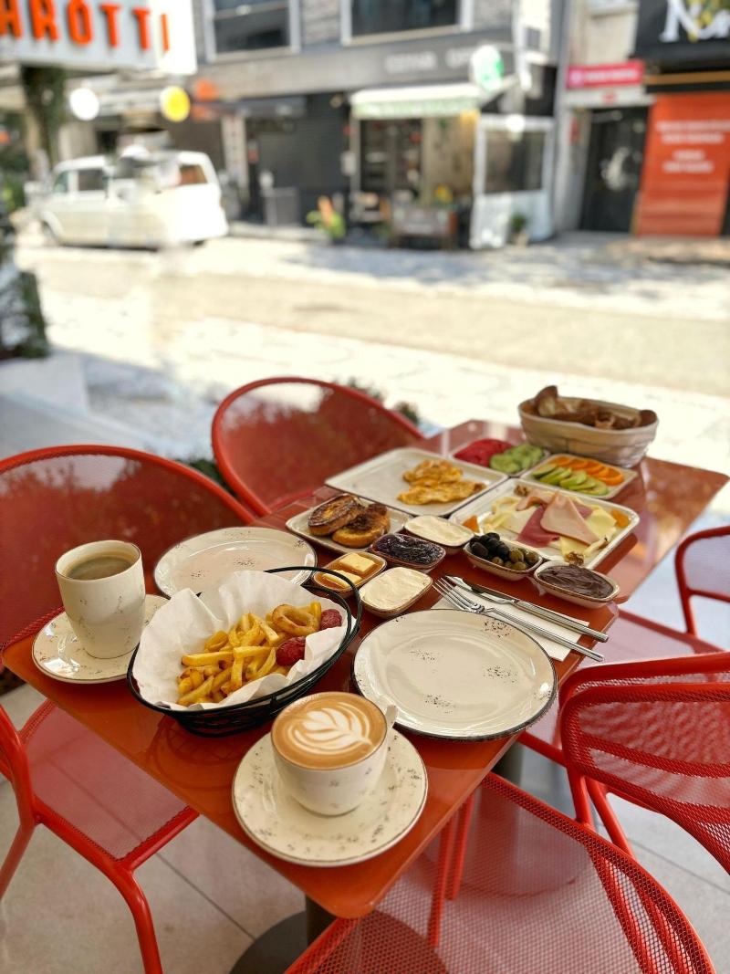 Dugi - Restoran