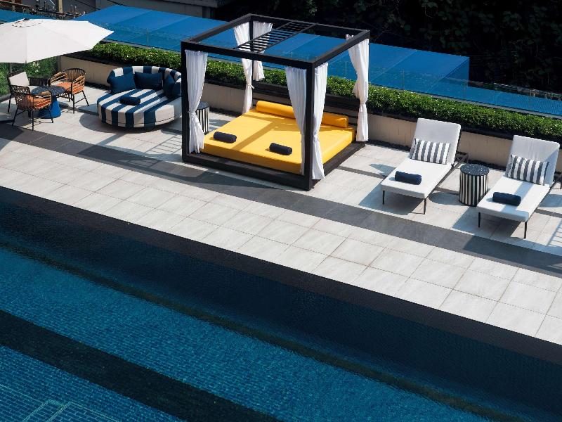 Tribe Living Bangkok Sukhumvit 39 - Havuz