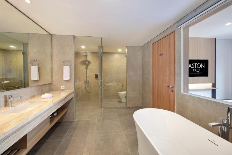 Aston Palu Hotel & Conference Center - Oda