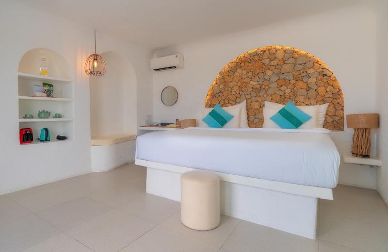 Loccal Collection Hotel Labuan Bajo - Oda