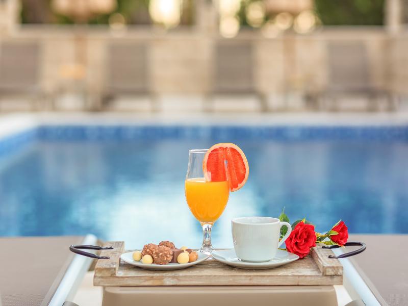 Luxury Apartments Queen - Genel