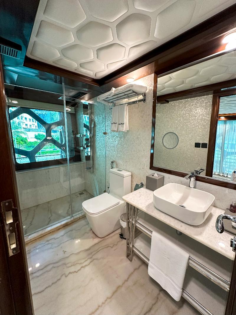 Overnight Super Yacht Experience - Orchid - Oda