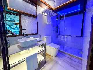 Overnight Super Yacht Experience - Orchid fotoÄŸrafÄ±