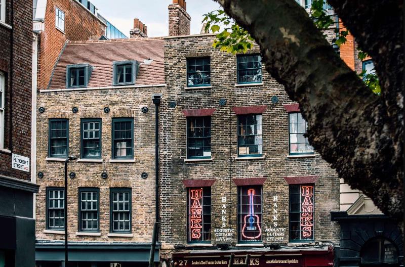 Chateau Denmark London - Oda