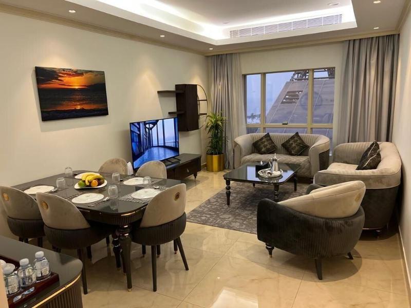 Seafront Luxury Suites Jeddah Corniche - Oda