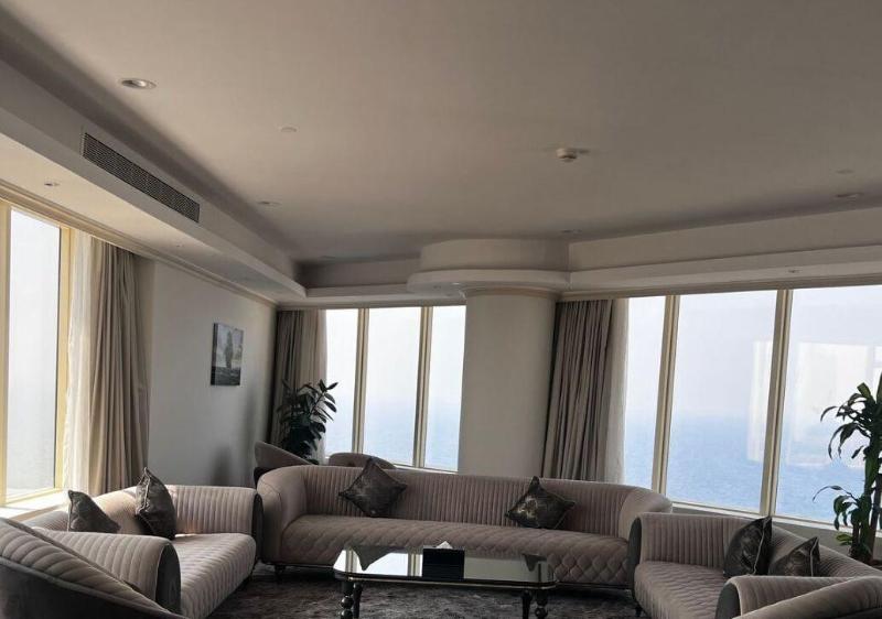 Seafront Luxury Suites Jeddah Corniche - Oda