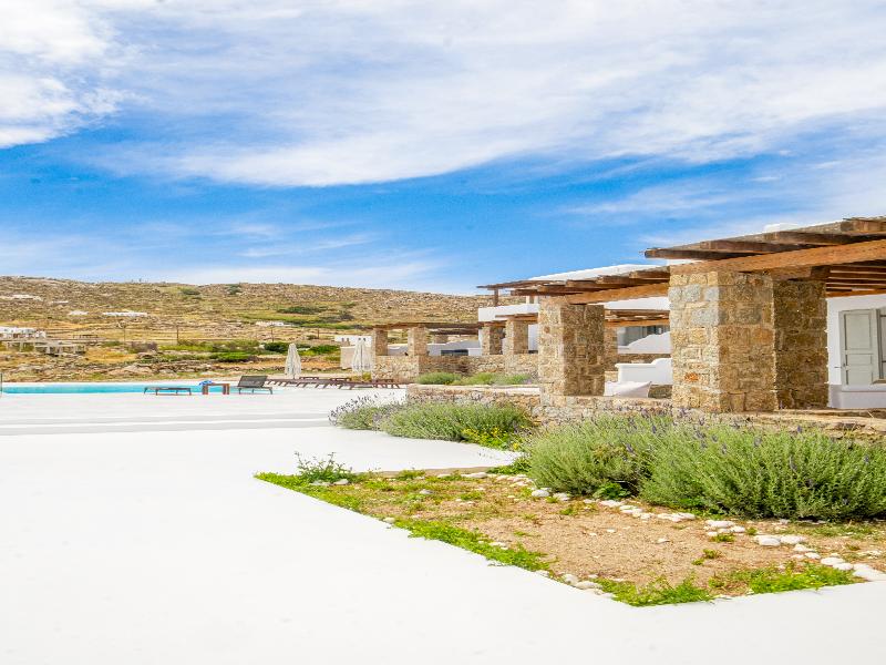 Lengendary Suites - Genel