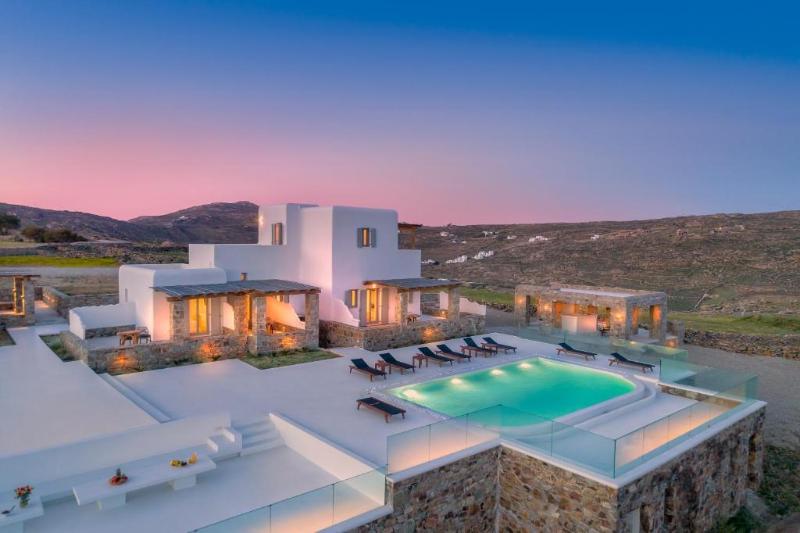 Lengendary Suites - Genel