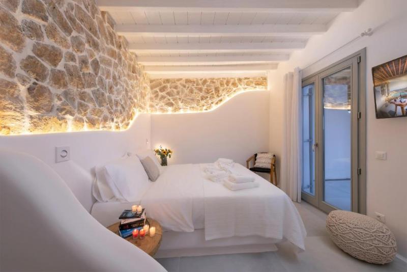 Lengendary Suites - Oda