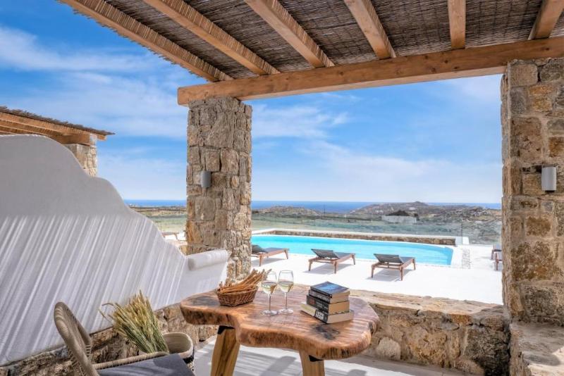 Lengendary Suites - Oda