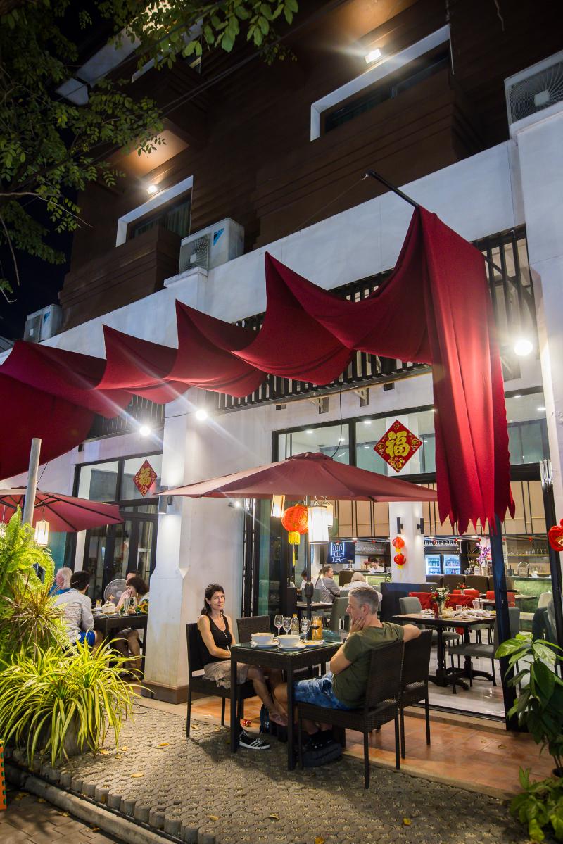 The Experience Walking Street Chiang Mai - Restoran