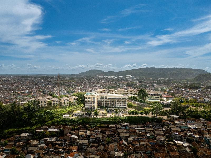 Holiday Inn Lampung Bukit Randu - Genel