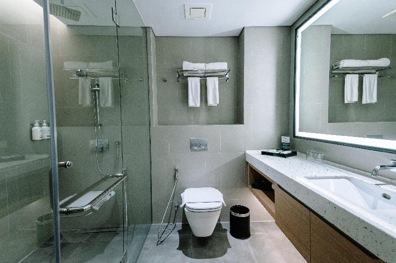 Holiday Inn Lampung Bukit Randu - Oda