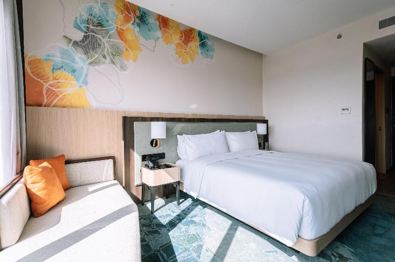 Holiday Inn Lampung Bukit Randu - Oda