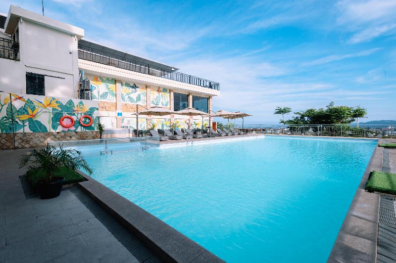 Holiday Inn Lampung Bukit Randu - Havuz