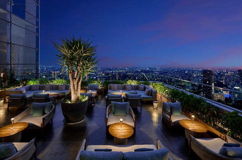 Pan Pacific Jakarta - Bar