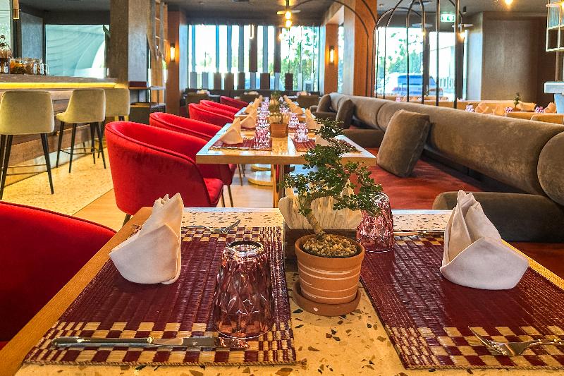 La Green Hotel & Residence - Restoran