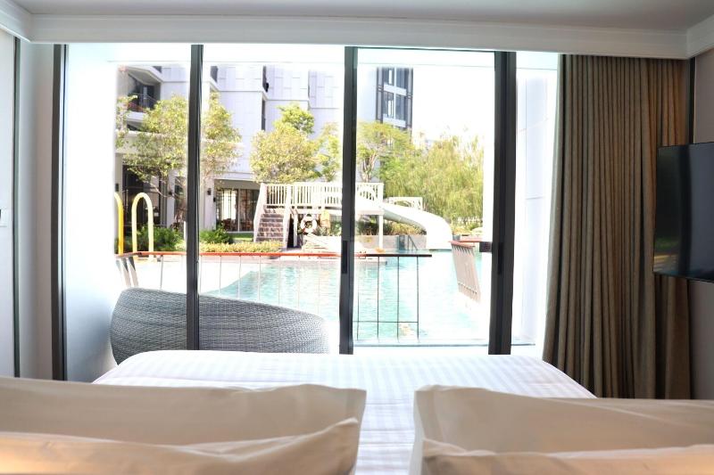 The Quarter Chao Phraya By Uhg - Oda