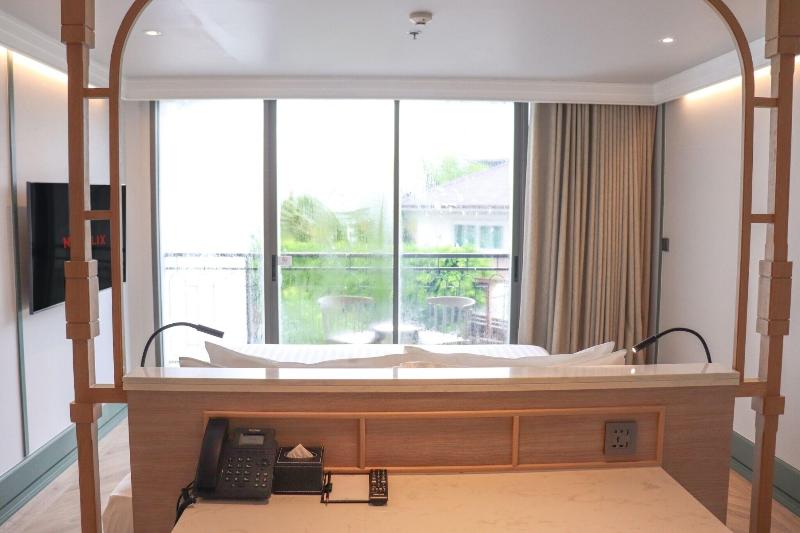 The Quarter Chao Phraya By Uhg - Oda