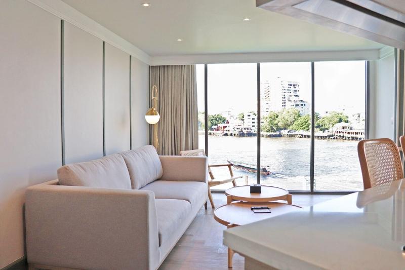 The Quarter Chao Phraya By Uhg - Oda