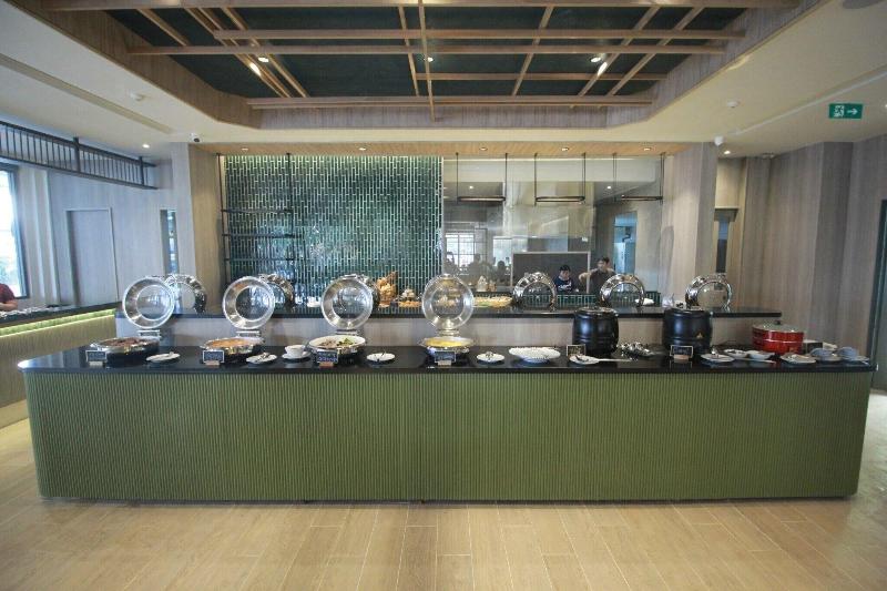The Quarter Chao Phraya By Uhg - Restoran