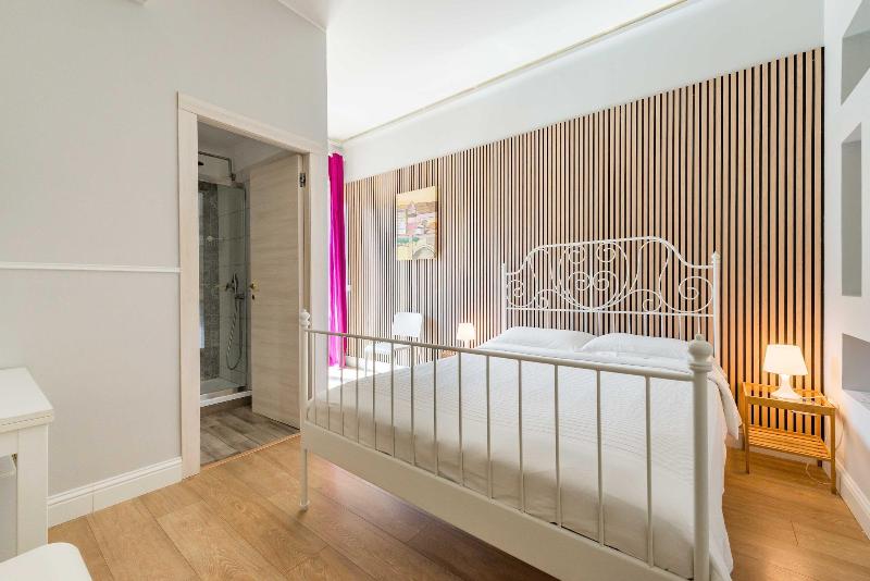Un Attimo A Roma B&b - Oda