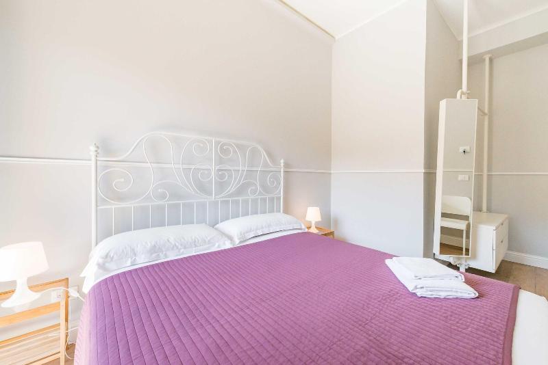 Un Attimo A Roma B&b - Oda