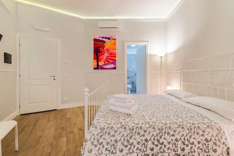 Un Attimo A Roma B&b - Oda