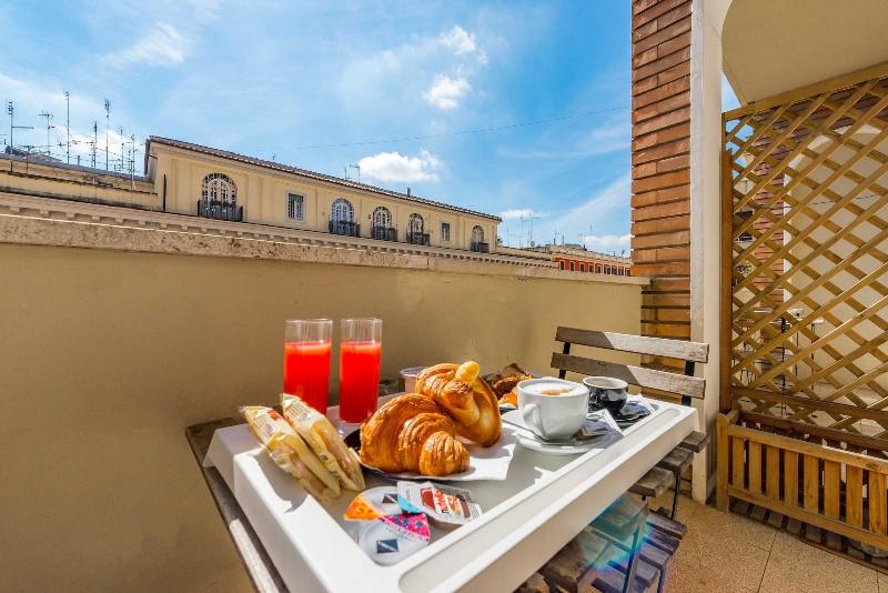Un Attimo A Roma B&b - Oda