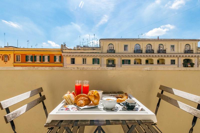 Un Attimo A Roma B&b - Oda