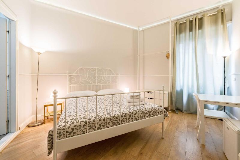 Un Attimo A Roma B&b - Oda